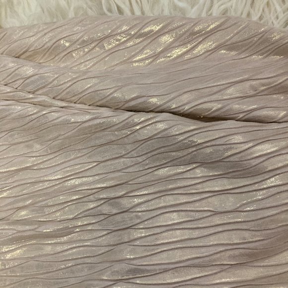 ALICE + OLIVIA V-Neck Midi Length Dress - Picture 8 of 12